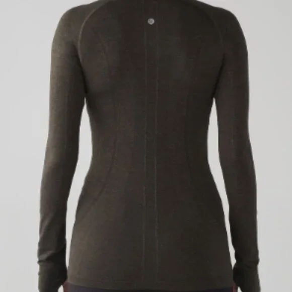 (6006)  🍋 LULULEMON RUN: Swiftly Tech Long Sleeve Crew Sz 10 EUC - Picture 3 of 10